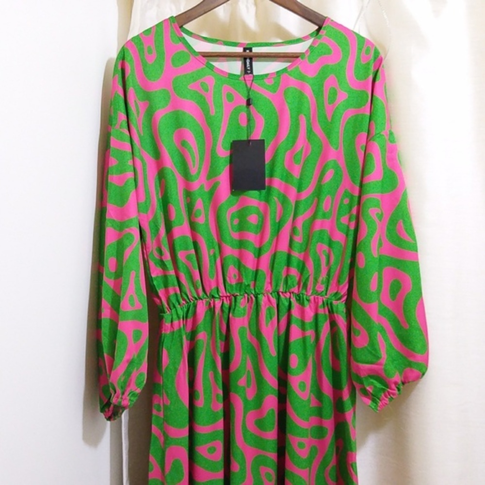 Oversized‎ Silky Bold Patterned Maxi Dress - Size Small / 6 - NWT